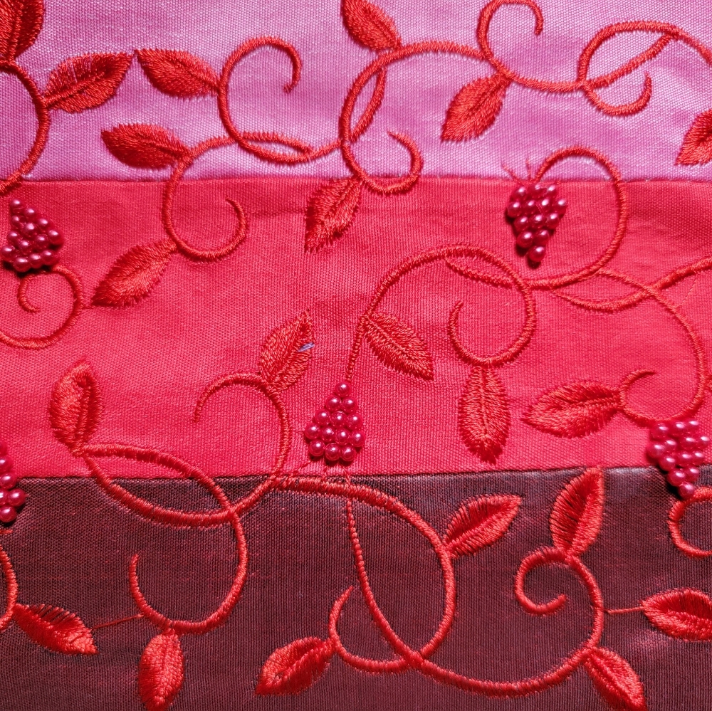 Handbag - Picture 3 of 4